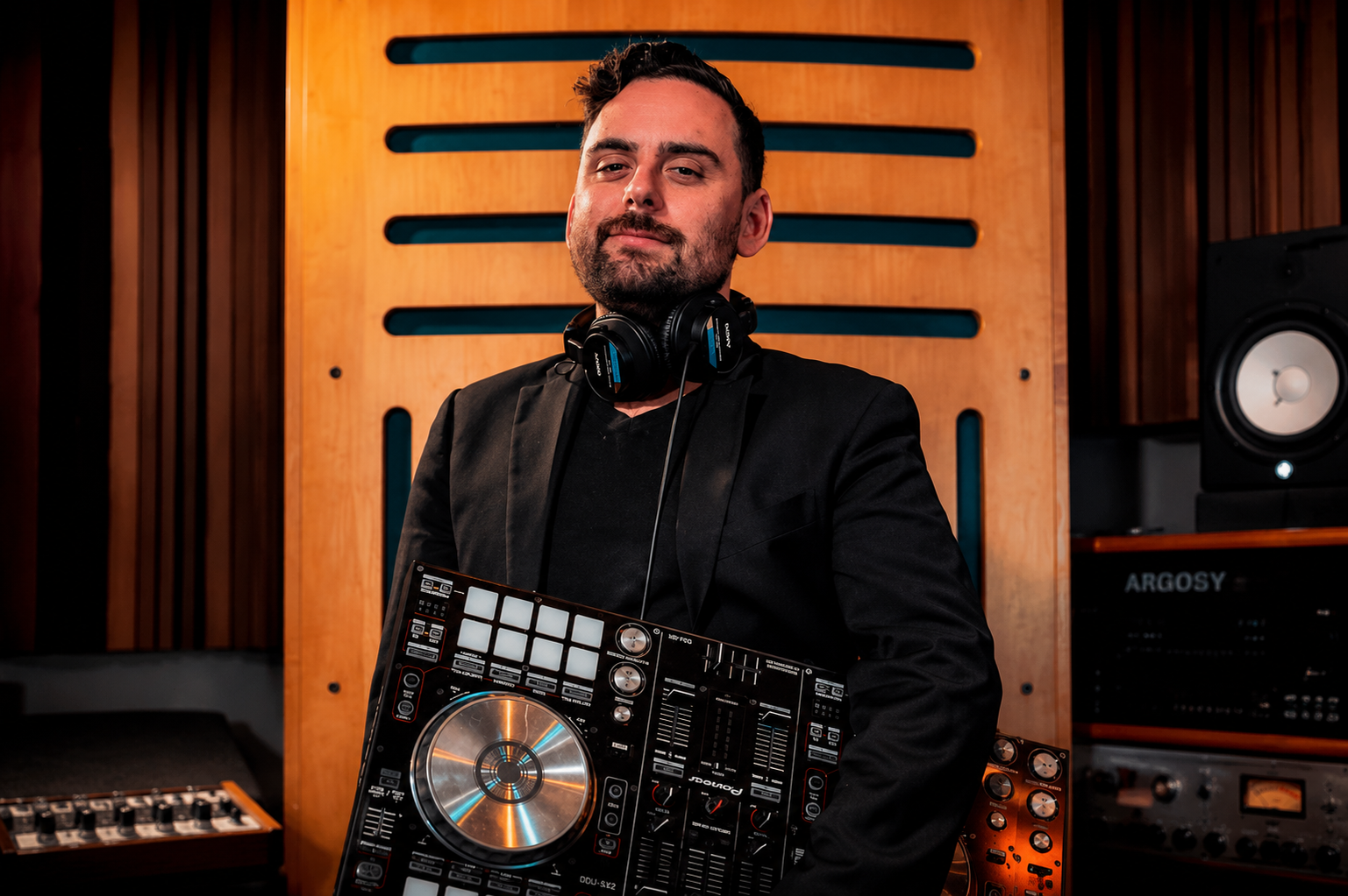 DJ Manny with Ready Play Entertainment